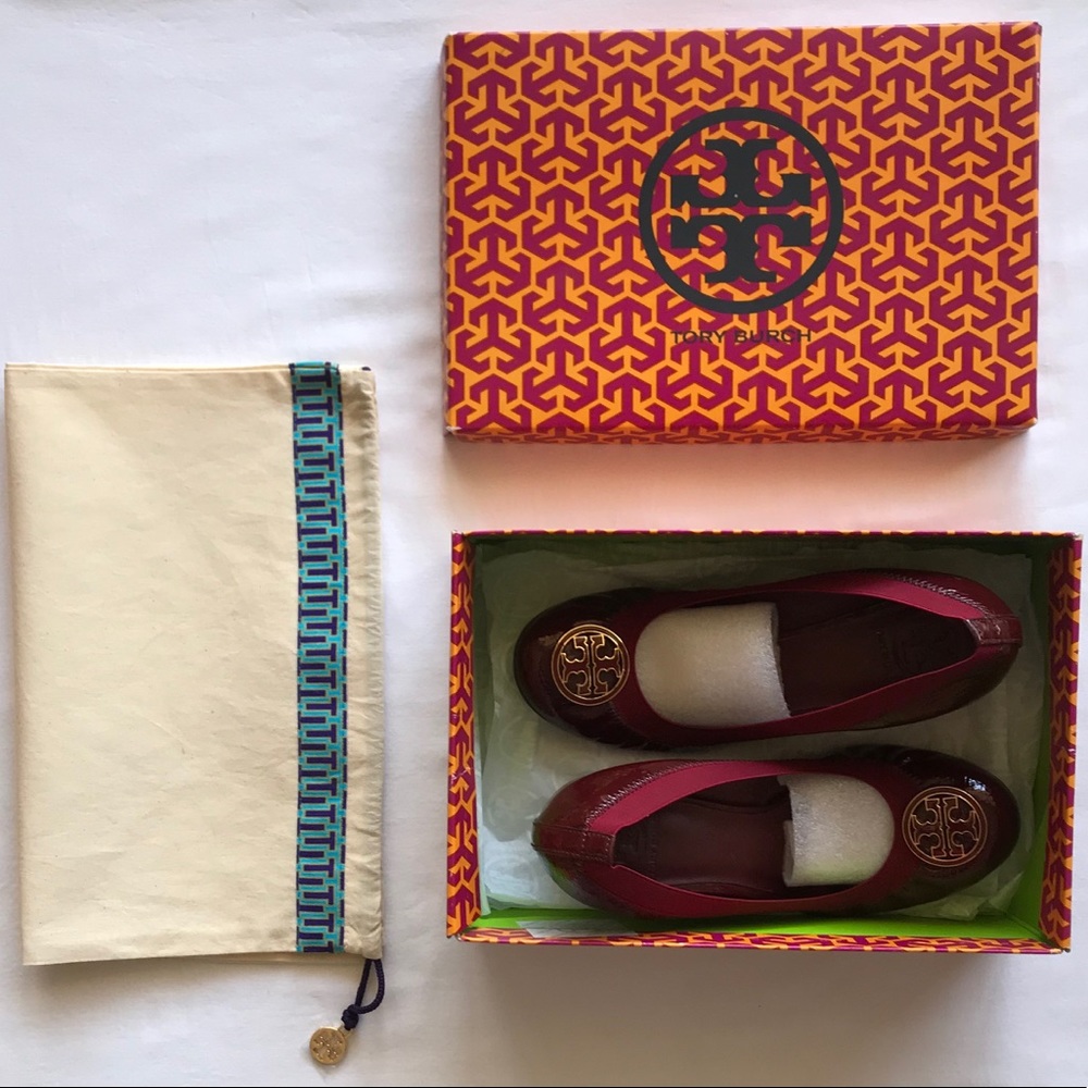 Tory Burch Caroline Wedged - size 8